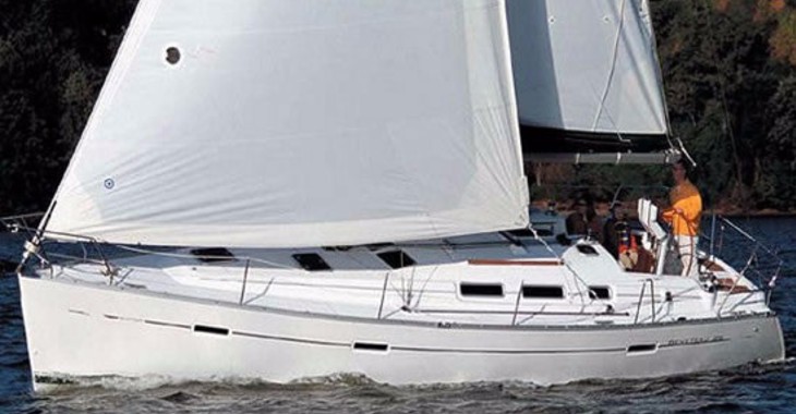 Rent a sailboat in True Blue Bay Marina - Oceanis 373