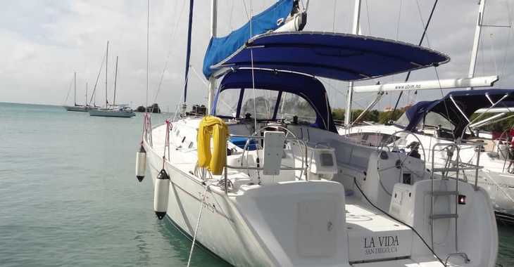 Chartern Sie segelboot in True Blue Bay Marina - Cyclades 51.5