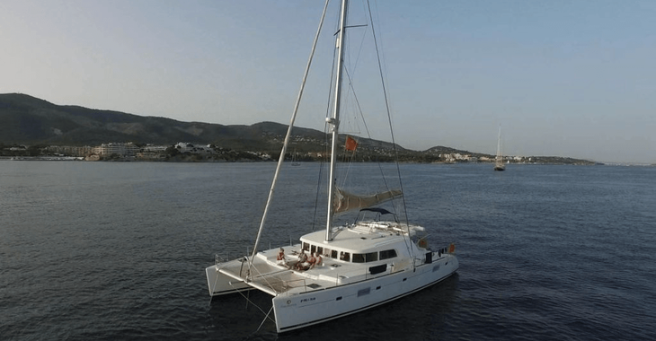 Rent a catamaran in Cagliari port (Karalis) - Lagoon 500