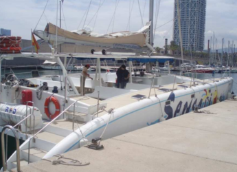 Rent a catamaran in Port Olimpic de Barcelona - Catamarán vela 80
