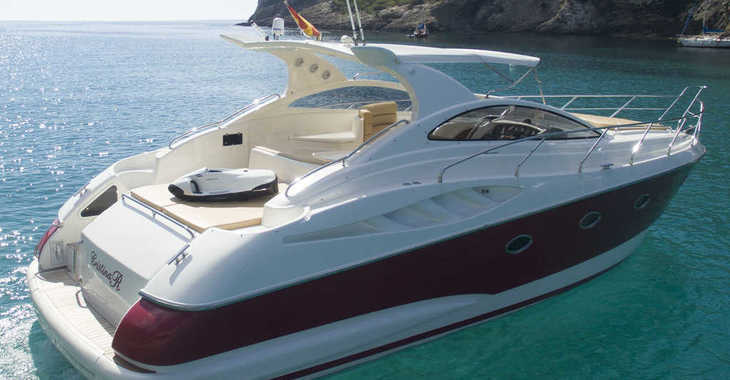 Louer yacht à Port of Santa Eulària  -  Astondoa 40 Open