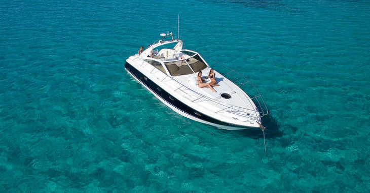 Chartern Sie yacht in Marina Ibiza - Princess V40