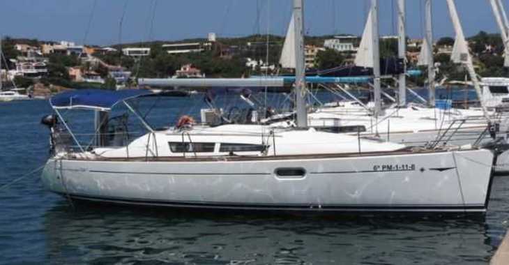 Rent a sailboat in Port Mahon - Jeanneau Sun Odyssey 36.1