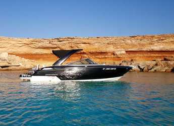 Rent a motorboat in Marina Ibiza - Monterey 278SS