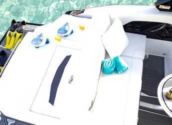 Rent a motorboat in Marina Ibiza - Monterey 278SS