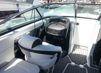 Rent a motorboat in Marina Ibiza - Monterey 278SS