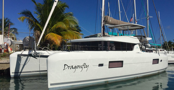 Rent a catamaran in Road Reef Marina - Lagoon 42