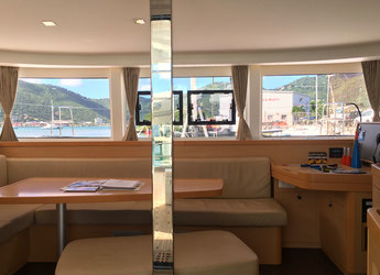 Louer catamaran à Road Reef Marina - Lagoon 42