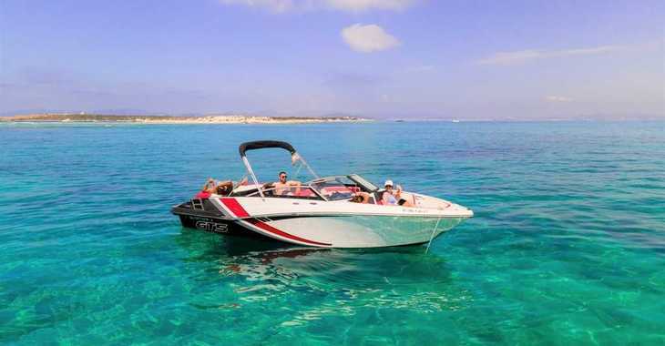 Rent a motorboat in Marina Botafoch - Glastron GTS 225