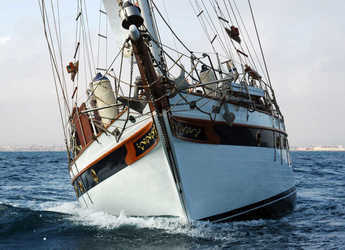 Rent a sailboat in Marina Ibiza - Formosa 51