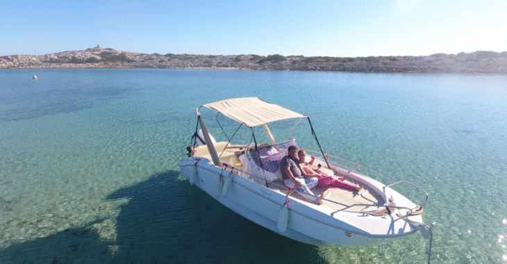 Louer bateau à moteur à Club Náutico Ibiza - Key Largo 24