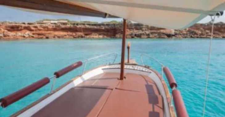 Rent a motorboat in Marina Formentera - Knort 32