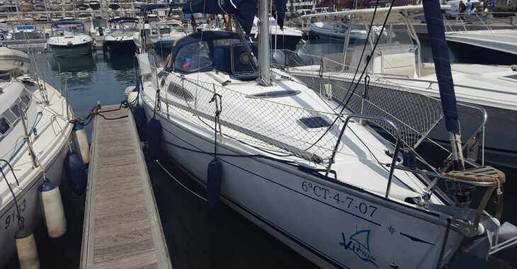 Rent a sailboat in Marina Ibiza - Jeanneau Sun Odyssey 29.2