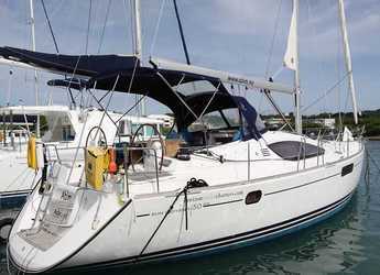 Chartern Sie segelboot in True Blue Bay Marina - Sun Odyssey 50 DS