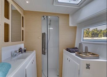 Louer catamaran à Road Reef Marina - Lagoon 42