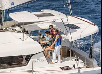 Louer catamaran à Road Reef Marina - Lagoon 42