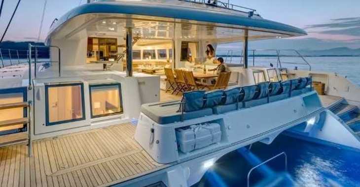 Louer catamaran à Riviera Napolitana - Lagoon 620
