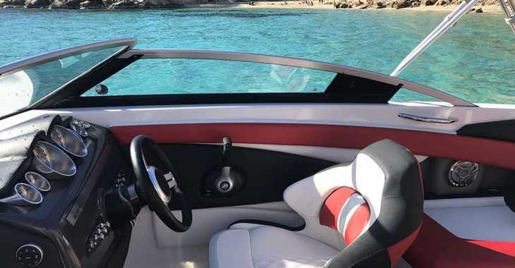 Chartern Sie motorboot in Marina Botafoch - Glastron GTS 245