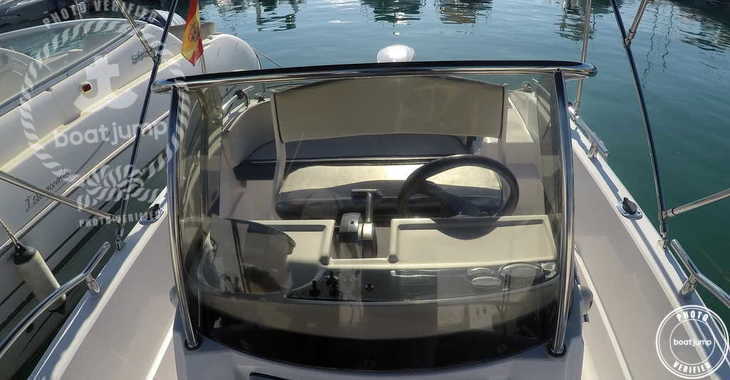 Rent a motorboat in Marina Botafoch - Ranieri 19s