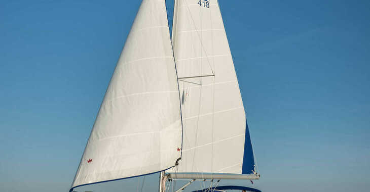 Rent a sailboat in Veruda - Hanse 418