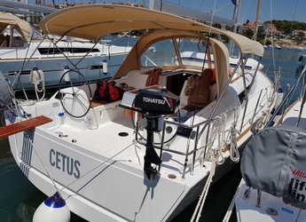 Rent a sailboat in Veruda - Dufour 382 Grand Large