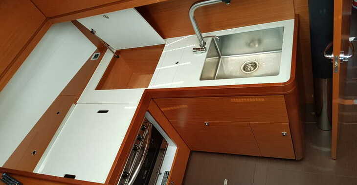 Rent a sailboat in Veruda - Dufour 512 Grand Large
