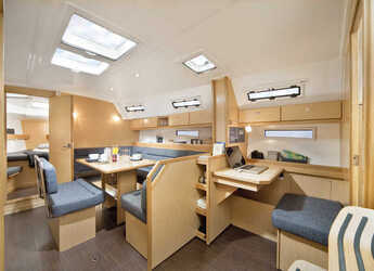 Rent a sailboat in Marina Sukosan (D-Marin Dalmacija) - Bavaria 40 BT '13