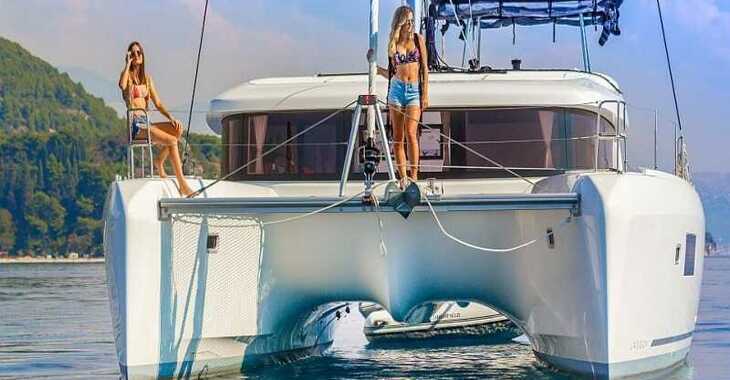 Rent a catamaran in Split (ACI Marina) - Lagoon 42