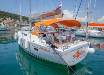 Rent a sailboat in Marina Split (ACI Marina) - Hanse 455