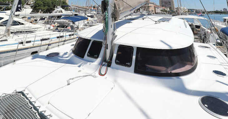 Rent a catamaran in Marina Tankerkomerc - Lipari 41