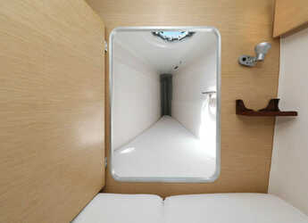 Noleggiare catamaran in Marina Tankerkomerc - Lipari 41