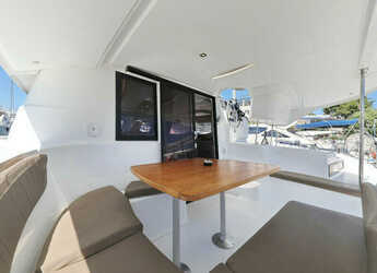 Noleggiare catamaran in Marina Tankerkomerc - Lipari 41