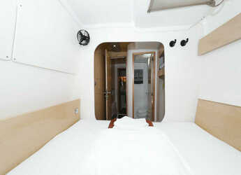 Noleggiare catamaran in Marina Tankerkomerc - Lipari 41