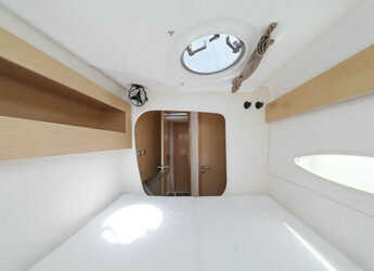 Noleggiare catamaran in Marina Tankerkomerc - Lipari 41