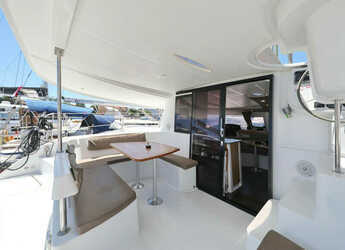 Noleggiare catamaran in Marina Tankerkomerc - Lipari 41