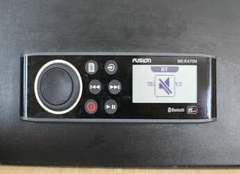 Noleggiare catamaran in Marina Tankerkomerc - Lipari 41