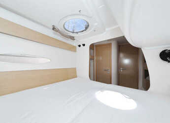 Noleggiare catamaran in Marina Tankerkomerc - Lipari 41