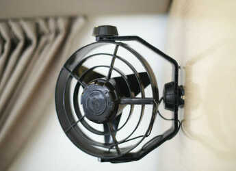 Noleggiare catamaran in Marina Tankerkomerc - Lipari 41