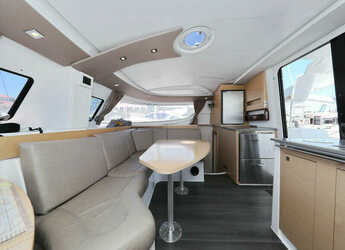 Noleggiare catamaran in Marina Tankerkomerc - Lipari 41