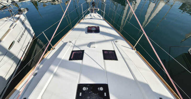 Rent a sailboat in Zadar Marina - Oceanis 41