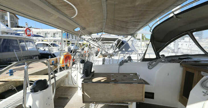Rent a sailboat in Marina Tankerkomerc - Bavaria Cruiser 40