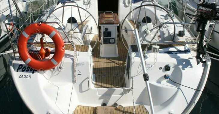 Rent a sailboat in Trogir ACI Marina - Bavaria 42 Cruiser