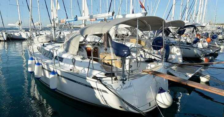 Rent a sailboat in Kornati Marina - Bavaria Cruiser 33