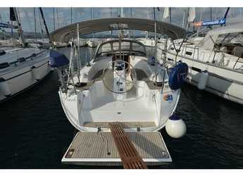Rent a sailboat in Kornati Marina - Bavaria Cruiser 33