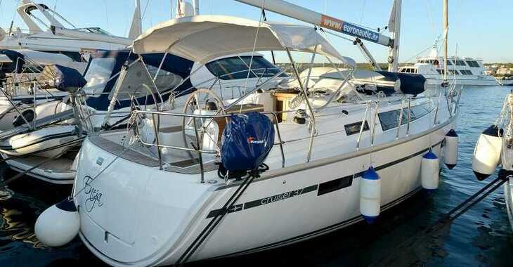 Rent a sailboat in Marina Kornati - Bavaria Cruiser 37