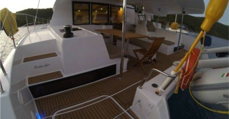 Louer catamaran à True Blue Bay Marina - Fountaine Pajot Helia 44 