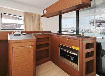 Alquilar catamarán en Marina Sukosan (D-Marin Dalmacija) - Lagoon 42