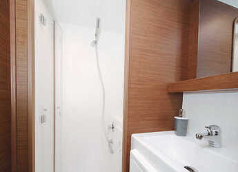 Alquilar catamarán en Marina Sukosan (D-Marin Dalmacija) - Lagoon 42