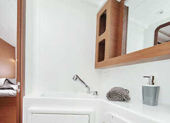 Alquilar catamarán en Marina Sukosan (D-Marin Dalmacija) - Lagoon 42