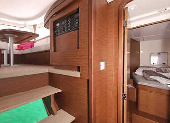 Alquilar catamarán en Marina Sukosan (D-Marin Dalmacija) - Lagoon 42